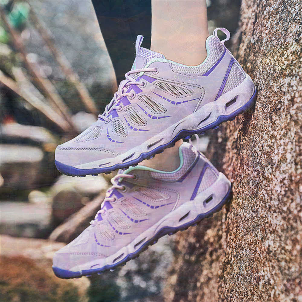 Sumer Round Tip Silver Sneaker - Tech Accessories Sale reseña y precio